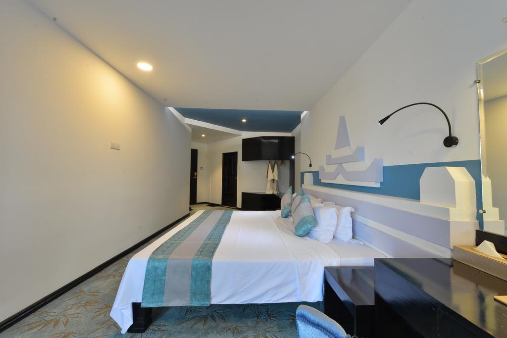 Hotel Marvel Mandalay Bagian luar foto