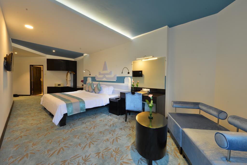 Hotel Marvel Mandalay Bagian luar foto