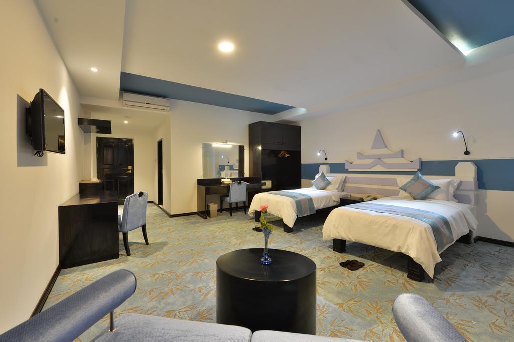 Hotel Marvel Mandalay Bagian luar foto